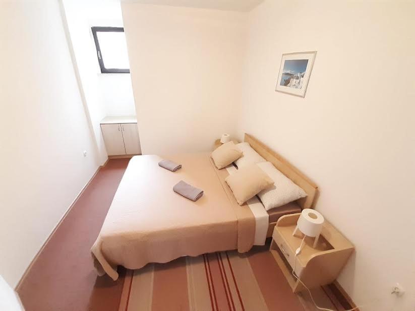 Apartmani Delas Pjescana Uvala Luaran gambar